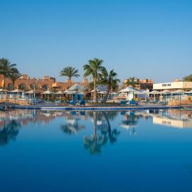 Akassia Swiss Resort, hotel in Quseir