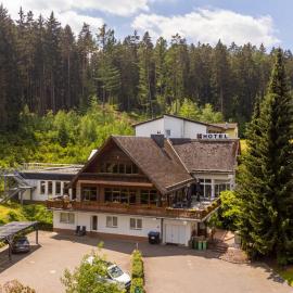 Waldhotel Ehrental, хотел в Шмалкалден