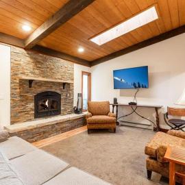 3-Bedroom Meadow Creek Townhom townhouse