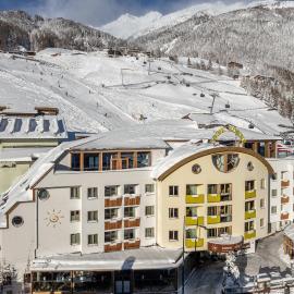 Hotel Liebe Sonne 4S، فندق في سولدن