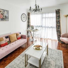 Chatsworth Ground Floor Apartment!, hotel v destinácii Croydon
