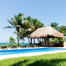 Costa Brava Apartments I Ocean Front, hotel u gradu Puerto Aventuras