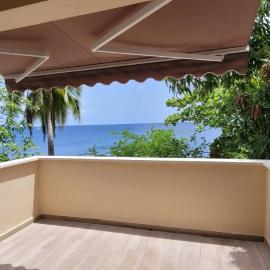 Schoelcher Beau T2 tout confort vue sur mer Wifi gratuit