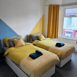 Modern Retreat Your Birkenhead Heaven, A Peaceful Getaway, hotel in Birkenhead