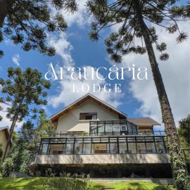 Araucária Lodge - 800 metros do Capivari, hotel a Campos do Jordão