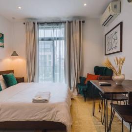 Luxury Studio at Embassy Gardens- Prime Location and Convenient