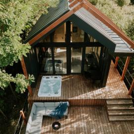 FinnCabins - Mökki apartmanház, ξενοδοχείο σε Tahitótfalu