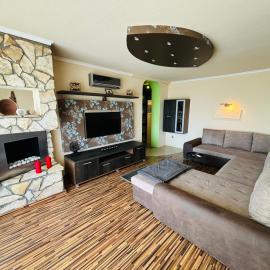 BLA Apartman, Hotel in Szentes