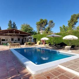 Cozy Home In Montilla, hotel v destinaci Montilla