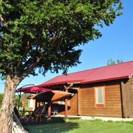 ログコテージEco-friendly Log Cottage - be with nature