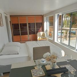 Grand studio tout équipé, hotel in Ploërmel