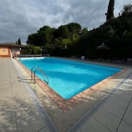 Loft Geek avec terrasse, piscine & parking - proche métro - Toulouse