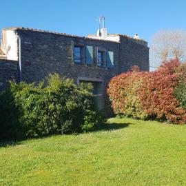 Chambres d'hôtes Sous L'Olivier, hotel Trausse-ban