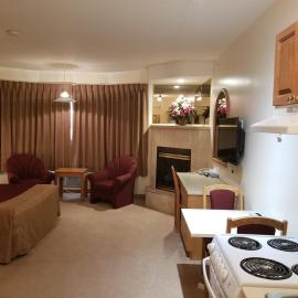 New Imperial Suites, hotel a Whitecourt