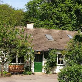 Das grüne Haus allein für Dich!, hotel in Burg