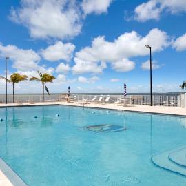 Ocean Front Serenity Awaits, hotel in Marathon