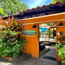 Tamarindo Backpackers, готель у місті Тамариндо
