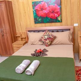 T-Wicks Holiday Apartments、シンガトカのホテル