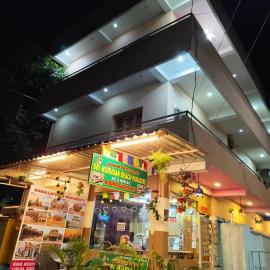 Sri Murugan Beach Paradise Hotel, hotel din Mahabalipuram