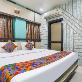Hotel Merit
