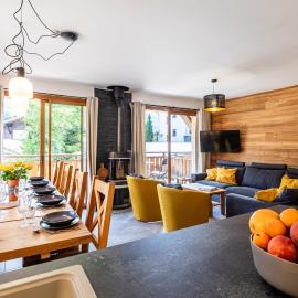 Chalet Rivendell, Morzine sleeps 10 with garage