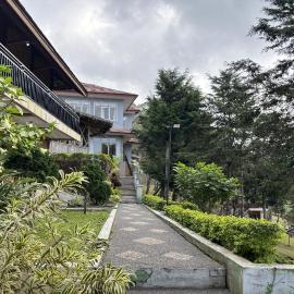 Puncak Darajat Highland, hotel di Darajat