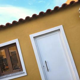 Golden Village Studio, hotel u gradu Estombar