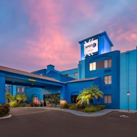 Spot X Hotel Wesley Chapel - Tampa Area, hotel din Wesley Chapel