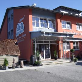 Pension Hüttendorf 49 gradnord, hotel in Bayerisch Eisenstein