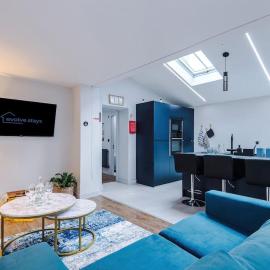 Incredible Home With Games Room, Sleeps 8, Parking Included, Perfect For Groups, Families, Contractors, Professionals: Northwich şehrinde bir otel