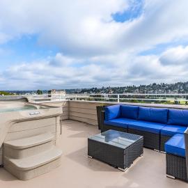 Majestic Views with a Hot Tub!, hotelli Seattlessa