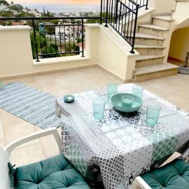 Roof Terrace Heaven with Sea View