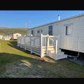 Caravan in Barmouth, hotel em Llanddwywe