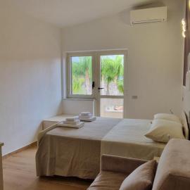 B&B Aria e sole, hotel in Caulonia