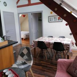 Appartement calme à 300 m de la plage-centre ville - Quiet appartment 300 m near city and beach, hotel in Mers-les-Bains