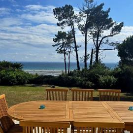 Viesnīca Maison vue mer Crozon - Jacuzzi - Sauna pilsētā Krozona