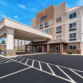 Comfort Inn & Suites Heath - Newark South, hotel em Heath