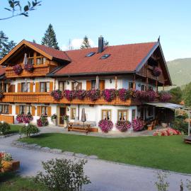 Ferienhof Zum Sagschneider, hotel v destinácii Lenggries