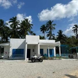 Villa Beradu Cherating ,Three bedroom house, hotel di Cherating
