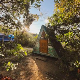 Camping Filhos da Floresta - Vale do Capão – hotel w mieście Vale do Capao