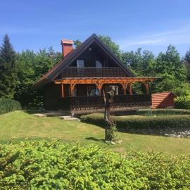 Cozzy cottage near Ljubljana, hotel in Višnja Gora