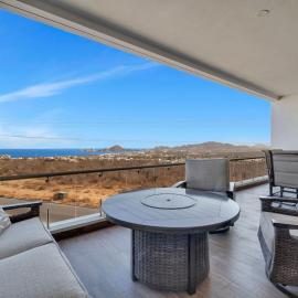 Stunning Views of Cabo San Lucas Bay 2BD-2BA