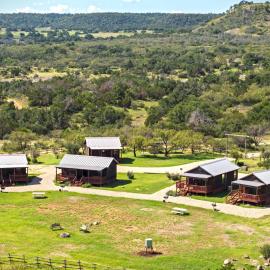 Enchanted Rockview Cabins, hotel Crabapple-ben