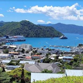 Sunshine, Peaceful and the Best Harbour Views
