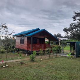 Lucky Bungalow, hotel in Khao Lak