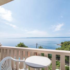 Apartments Neva- Two Bedroom Apartment with Balcony 4R