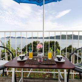 Apartment Giovani - Two Bedroom Apartment with Balcony and Sea View