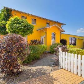 Ferienhaus Meinholdstraße 46 2 mit 5 Schlafzimmern, Privater Sauna, Kamin, ca 500m vom Strand, hotel u gradu Ostzebad Koserov