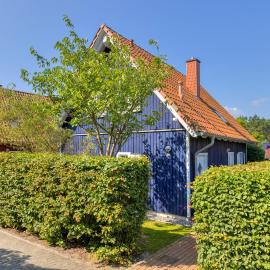 Küstenhaus mit Sauna und Kamin ca 400 vom Ostseestrand