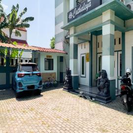 Acintyya Homestay Syariah RedPartner, hotel u gradu 'Karawang'